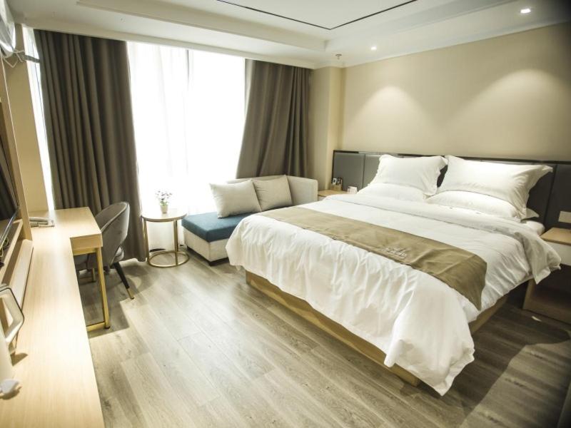 Superior Queen Room photo 2