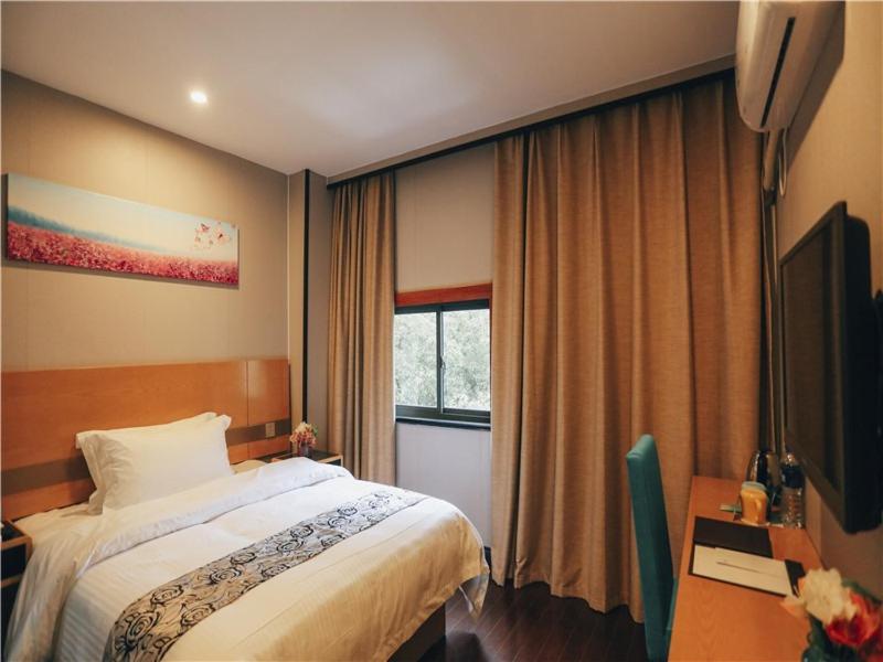 Single Room - Photo 12