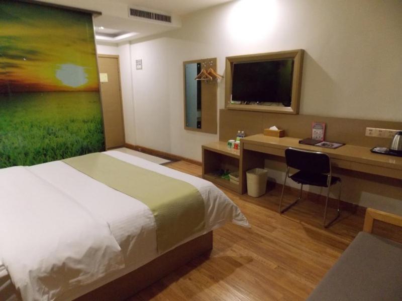 Mainland Chinese Citizens - Queen Room photo 1