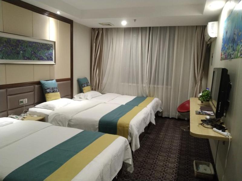 Triple Room - Photo 11