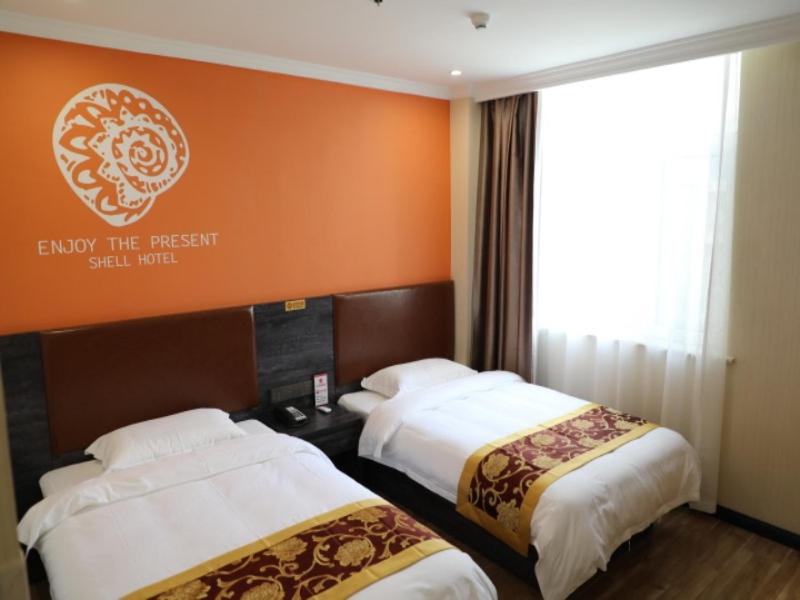 Superior Twin Room photo 2