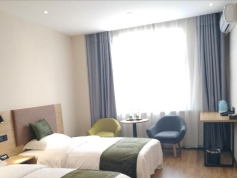 Standard Twin Room - Photo 5