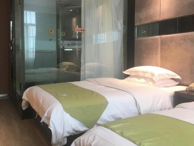 Twin Room - Photo 6