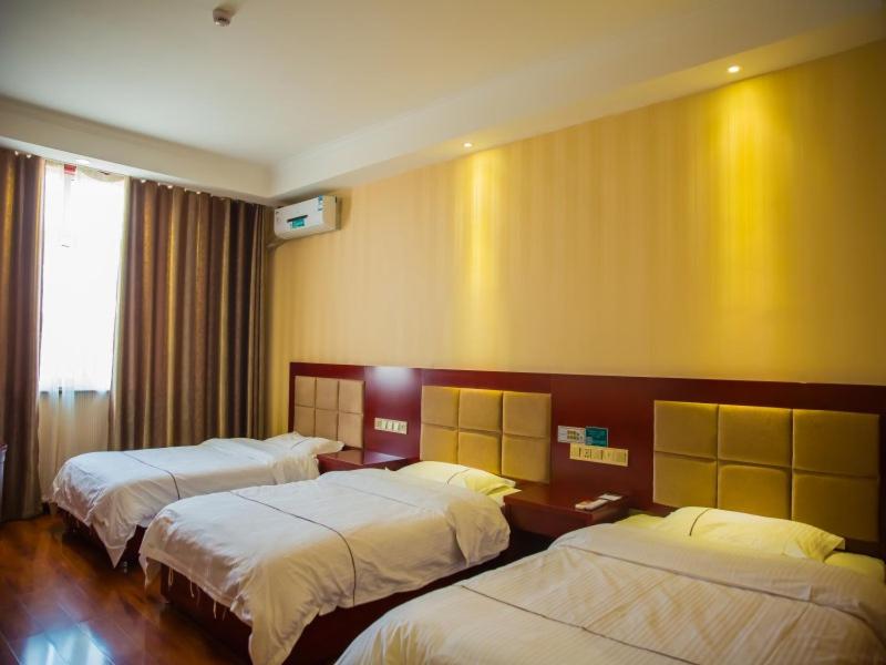 Triple Room - Photo 1