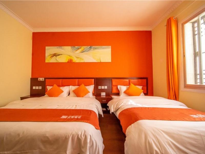 Twin Room - Photo 4