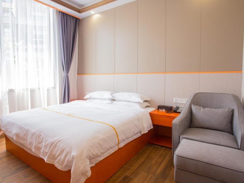 Superior Queen Room