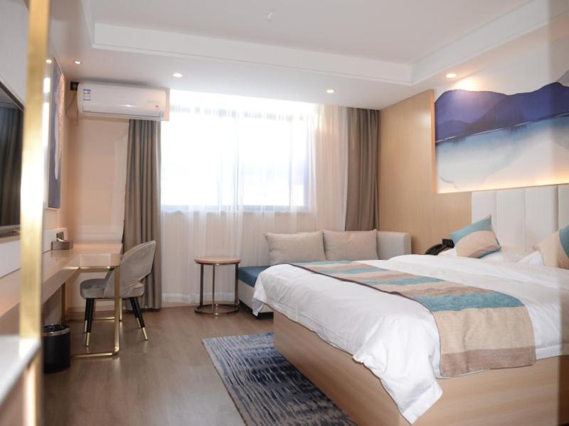 Superior Queen Room photo 2