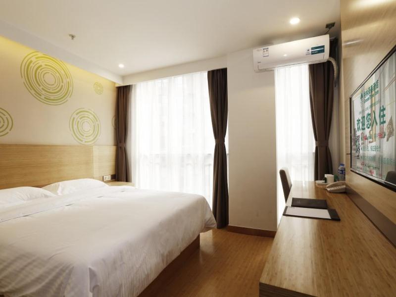 Double Room - Photo 6