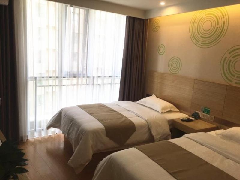 Twin Room - Photo 8