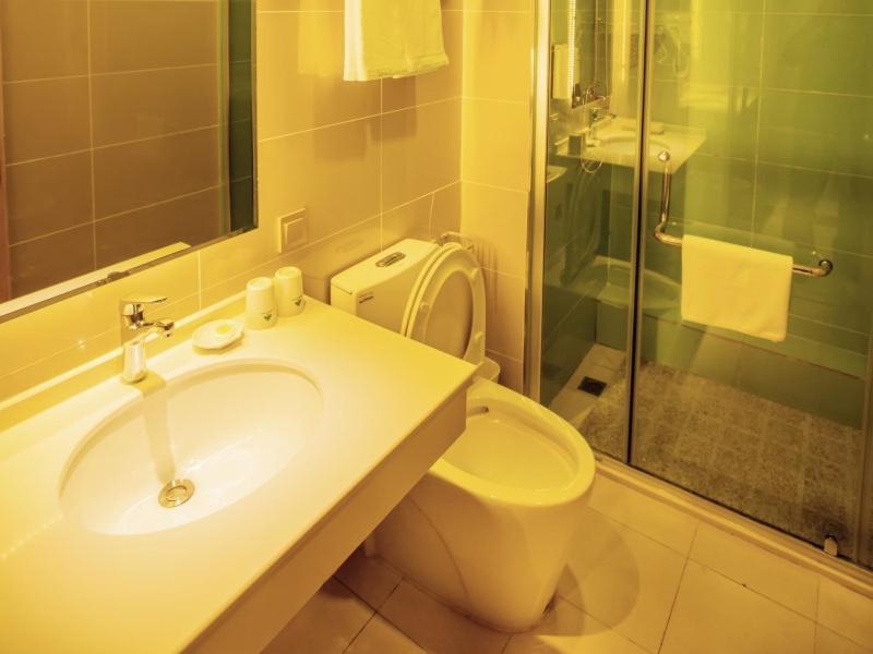 Double Room - Photo 10