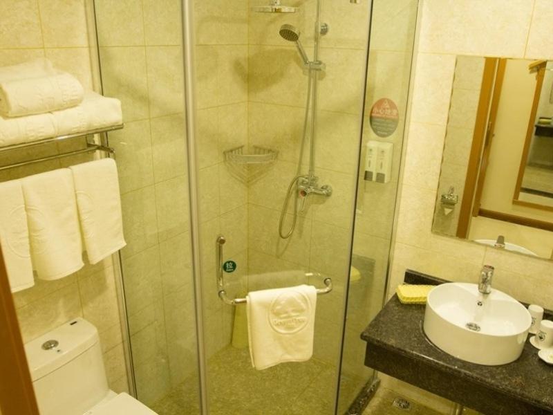 Mainland Chinese Citizens - Deluxe Family Room photo 2