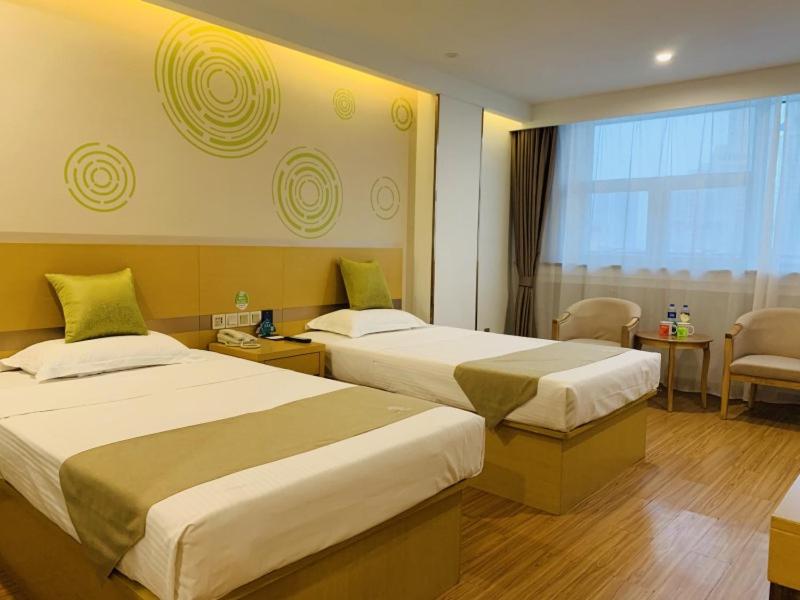 Twin Room - Photo 6