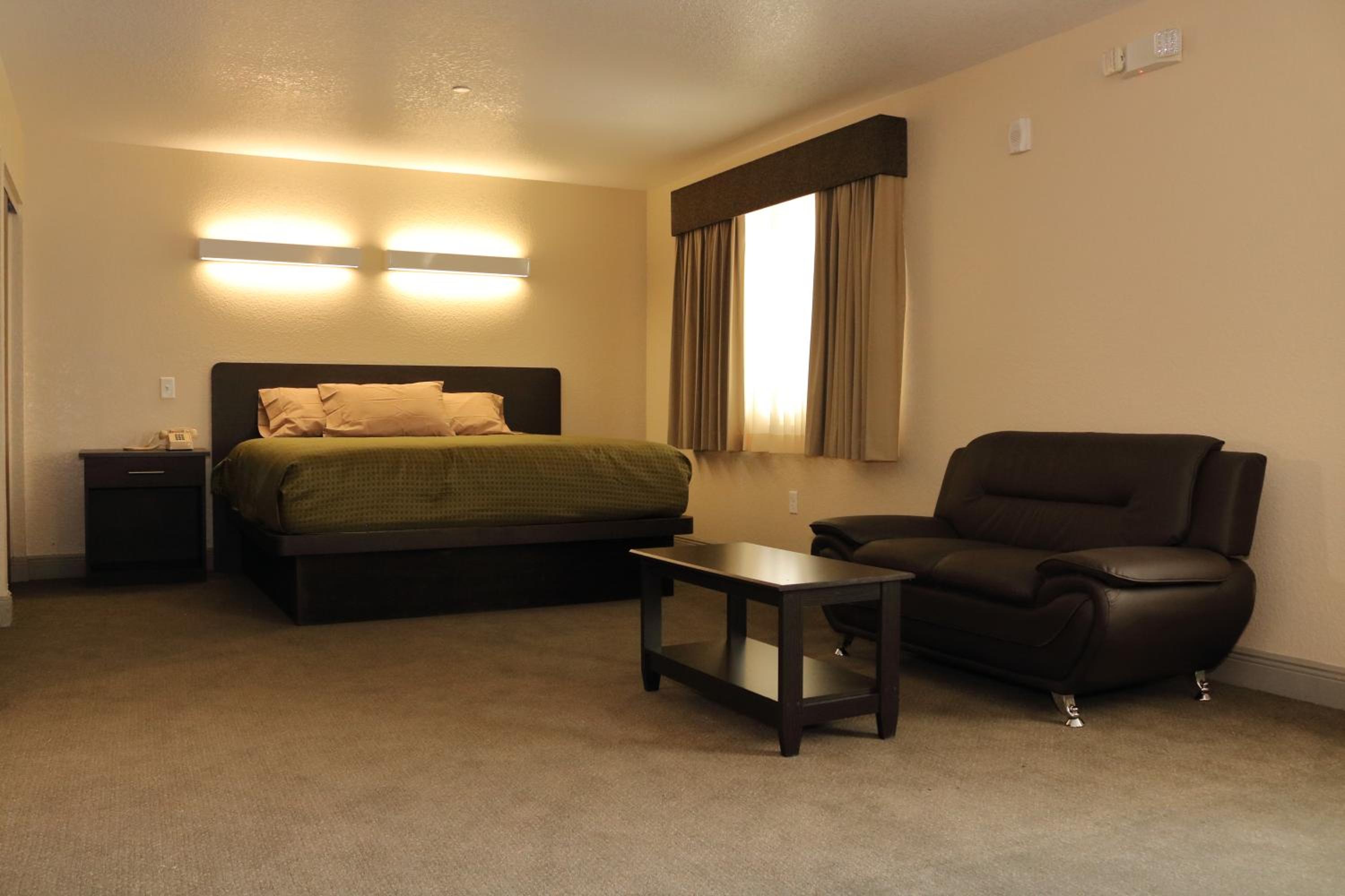 Superior King Room photo 3