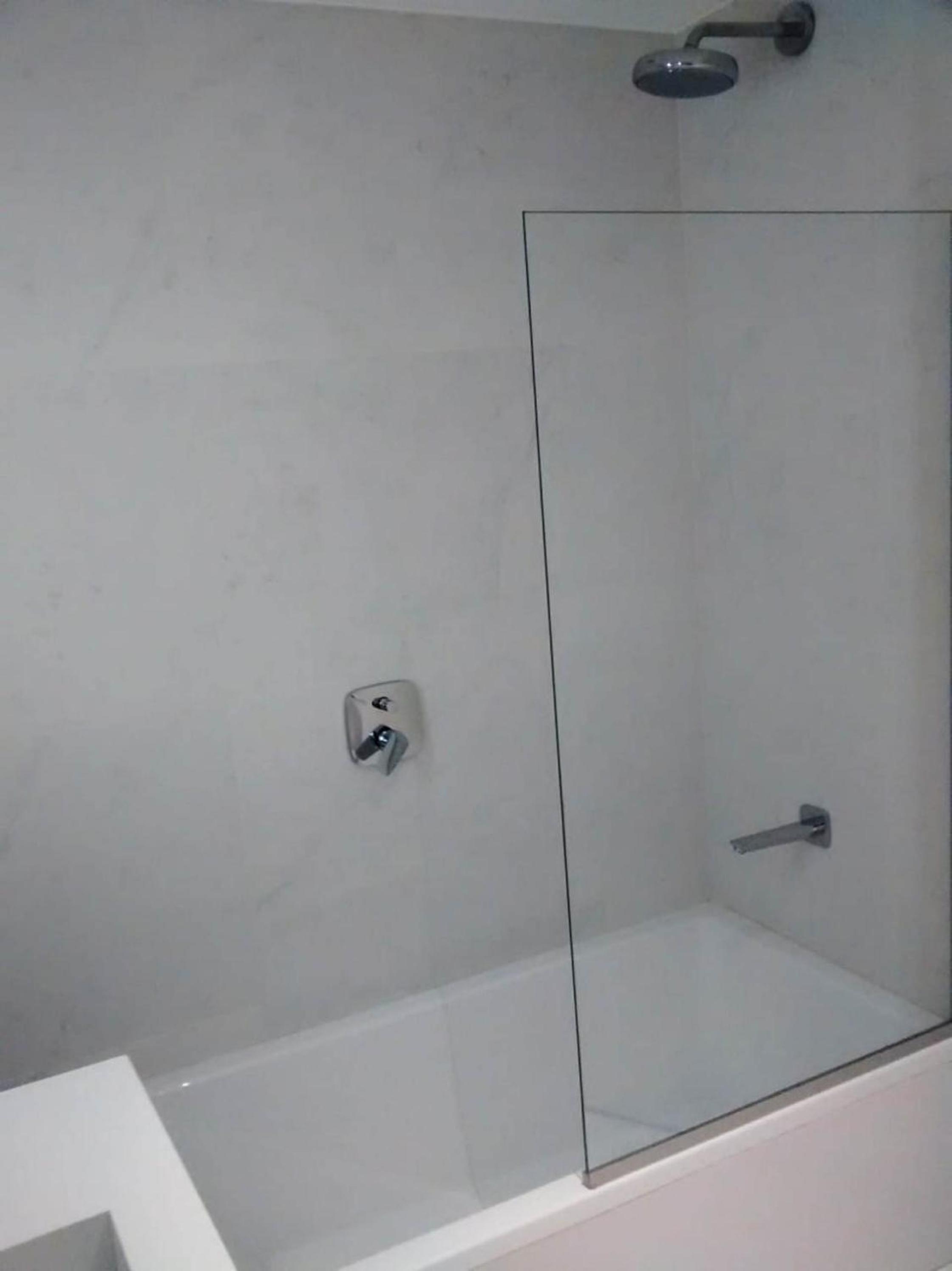 Standard Double or Twin Room thumbnail 5