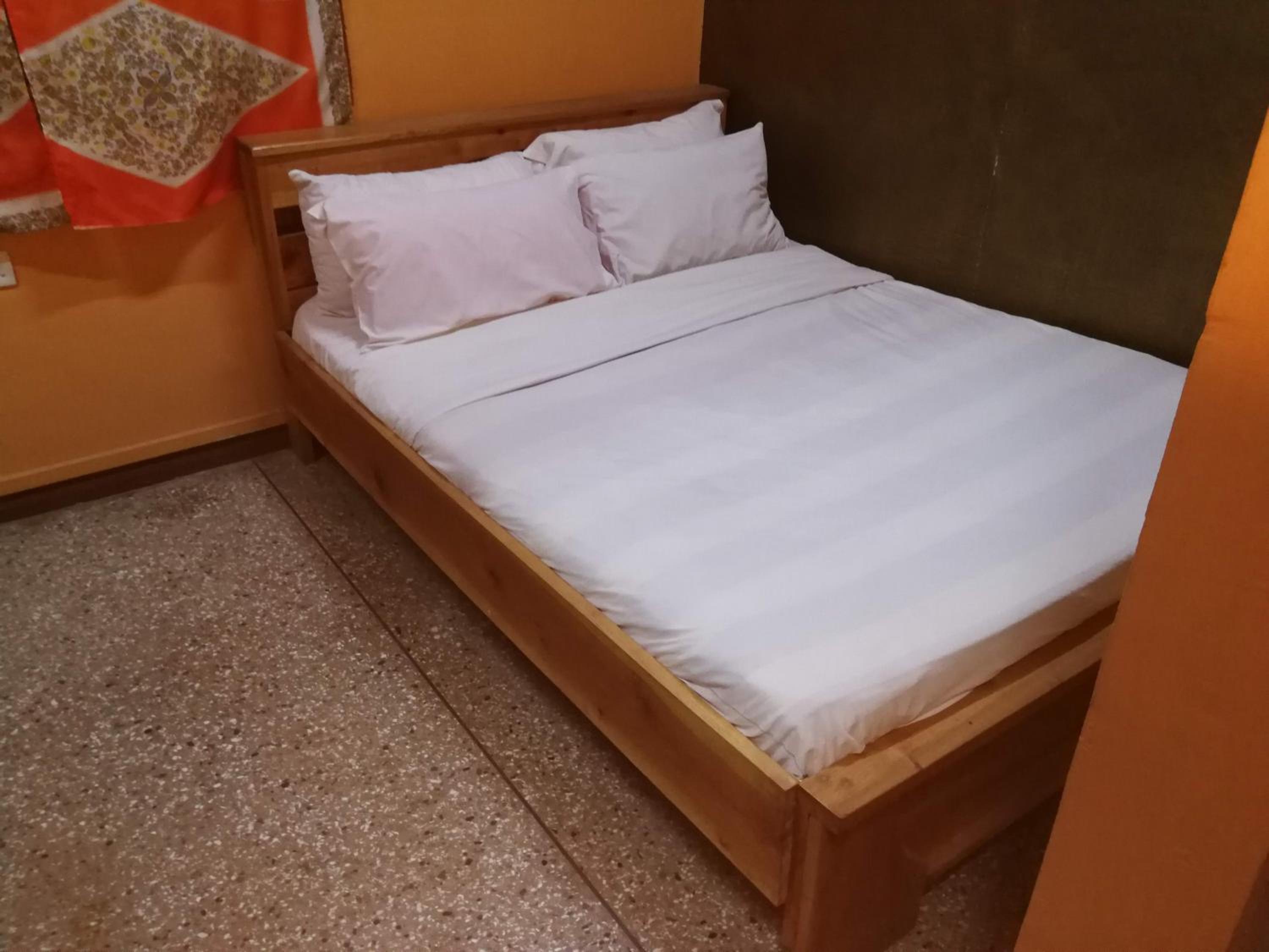 Double Room with Private External Bathroom photo 2