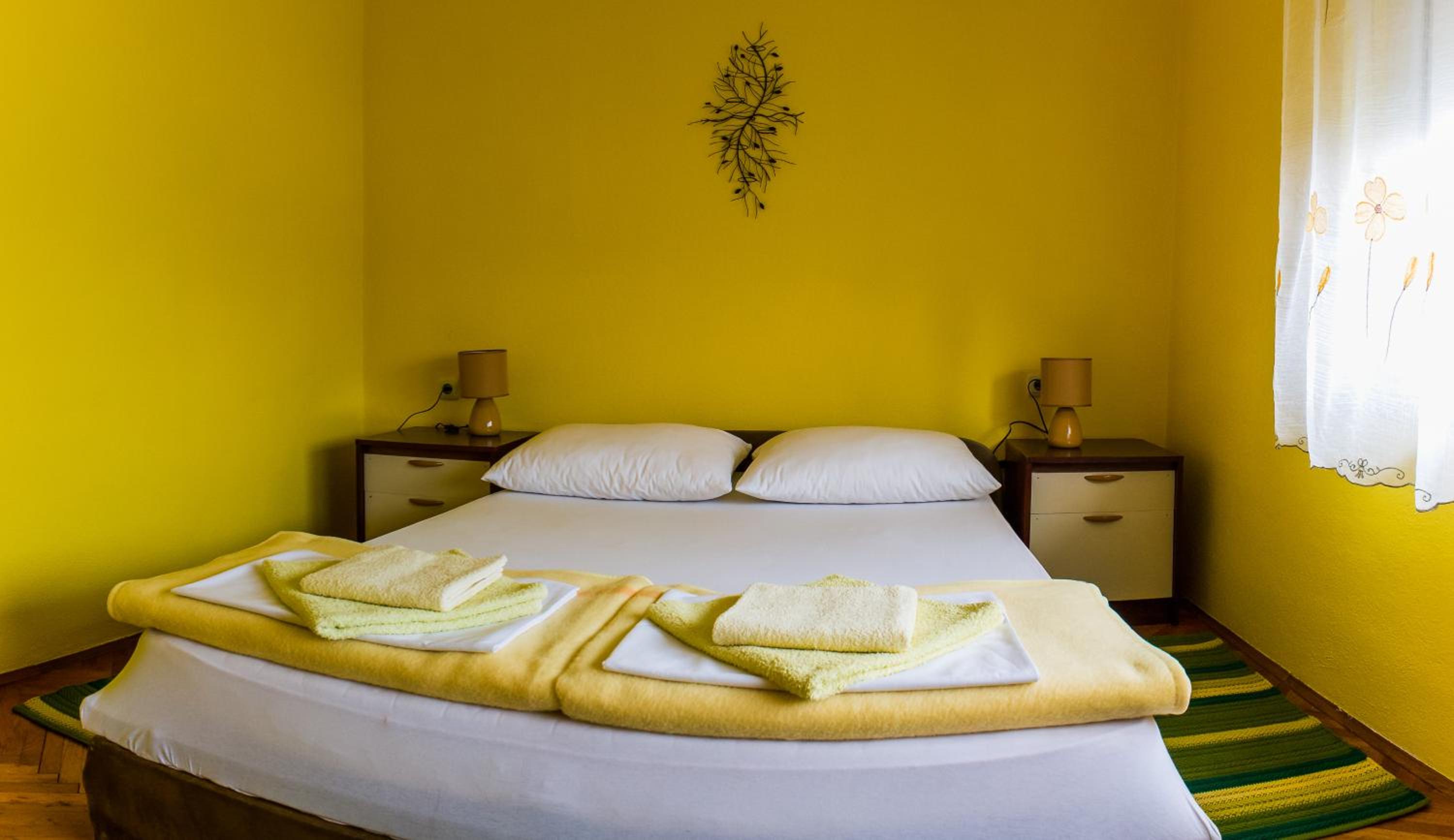 Triple Room - Photo 10