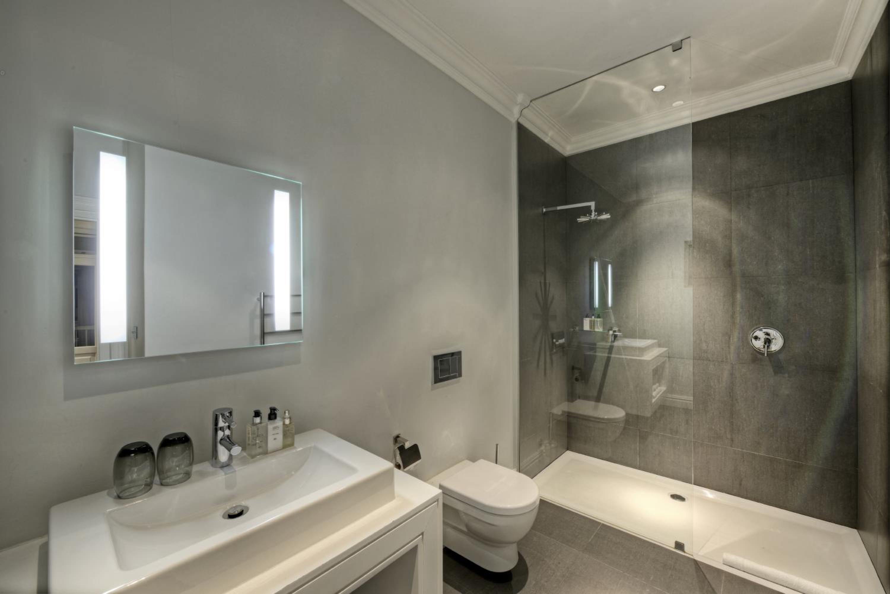 Luxury Room - Photo 5