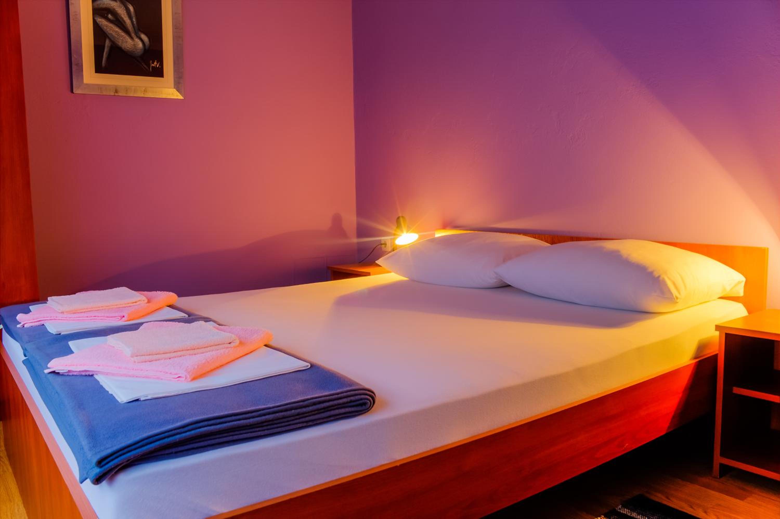 Double Room - Photo 4