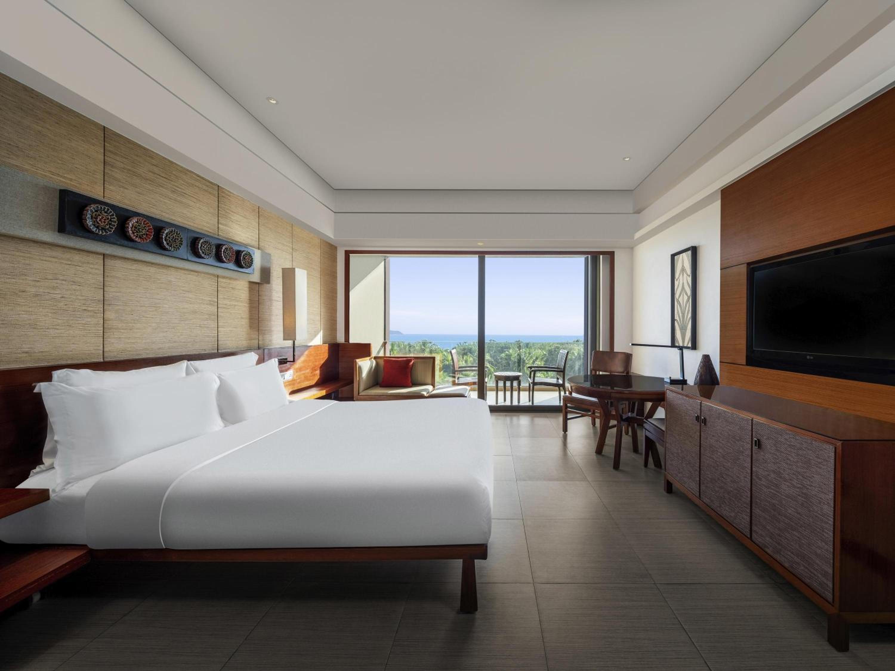 Grand Ocean View Room