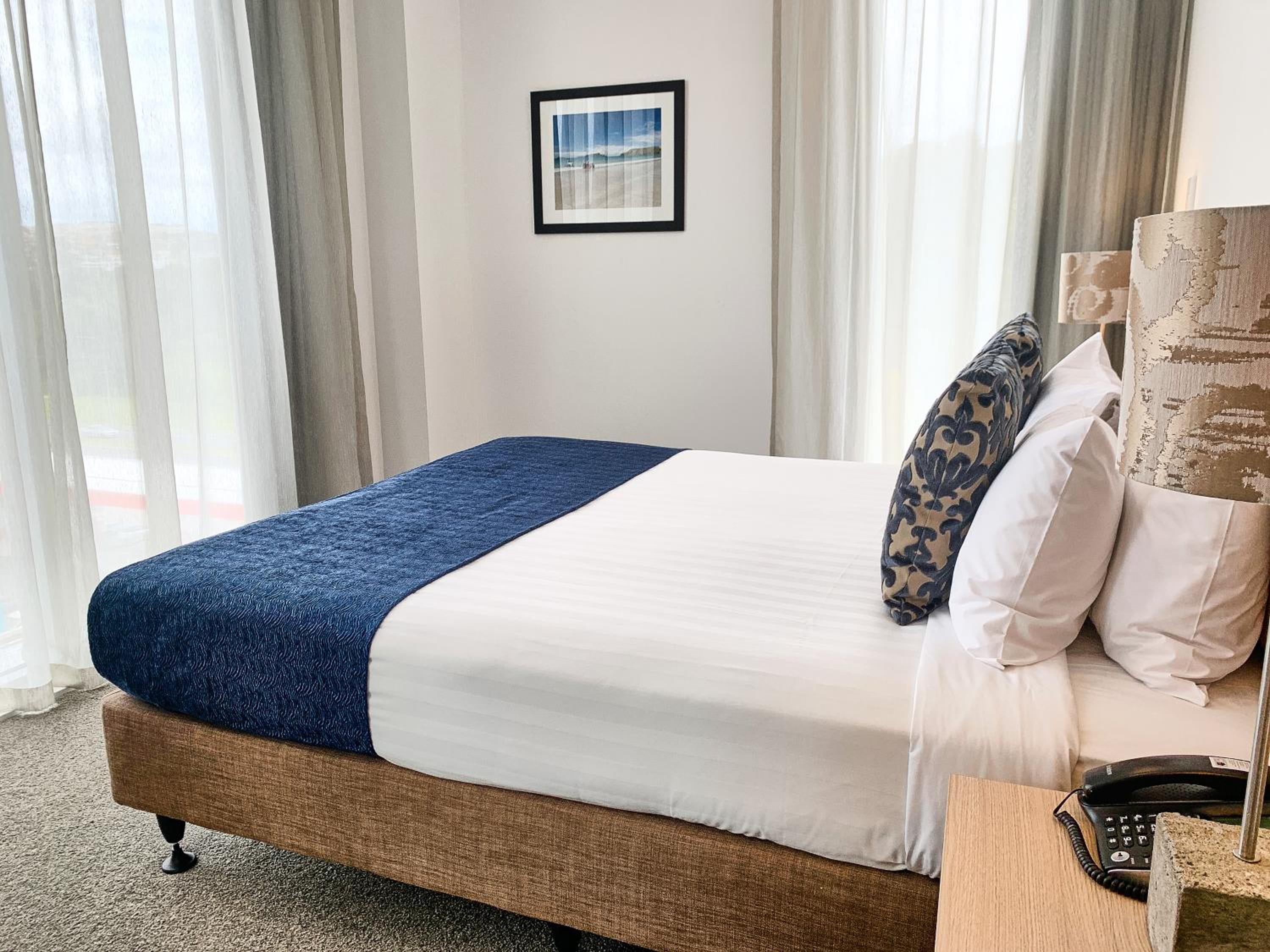 Two-Bedroom Apartment - Non-Smoking