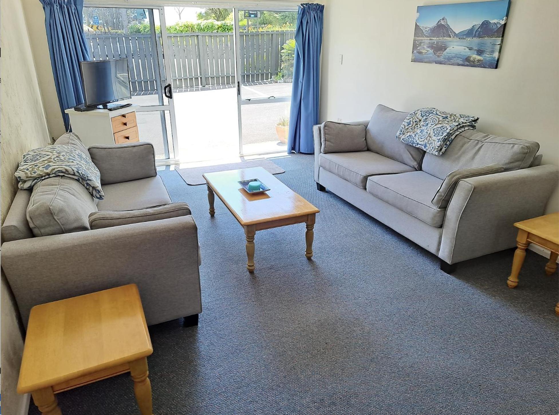 Apartment - Ground Floor photo 2
