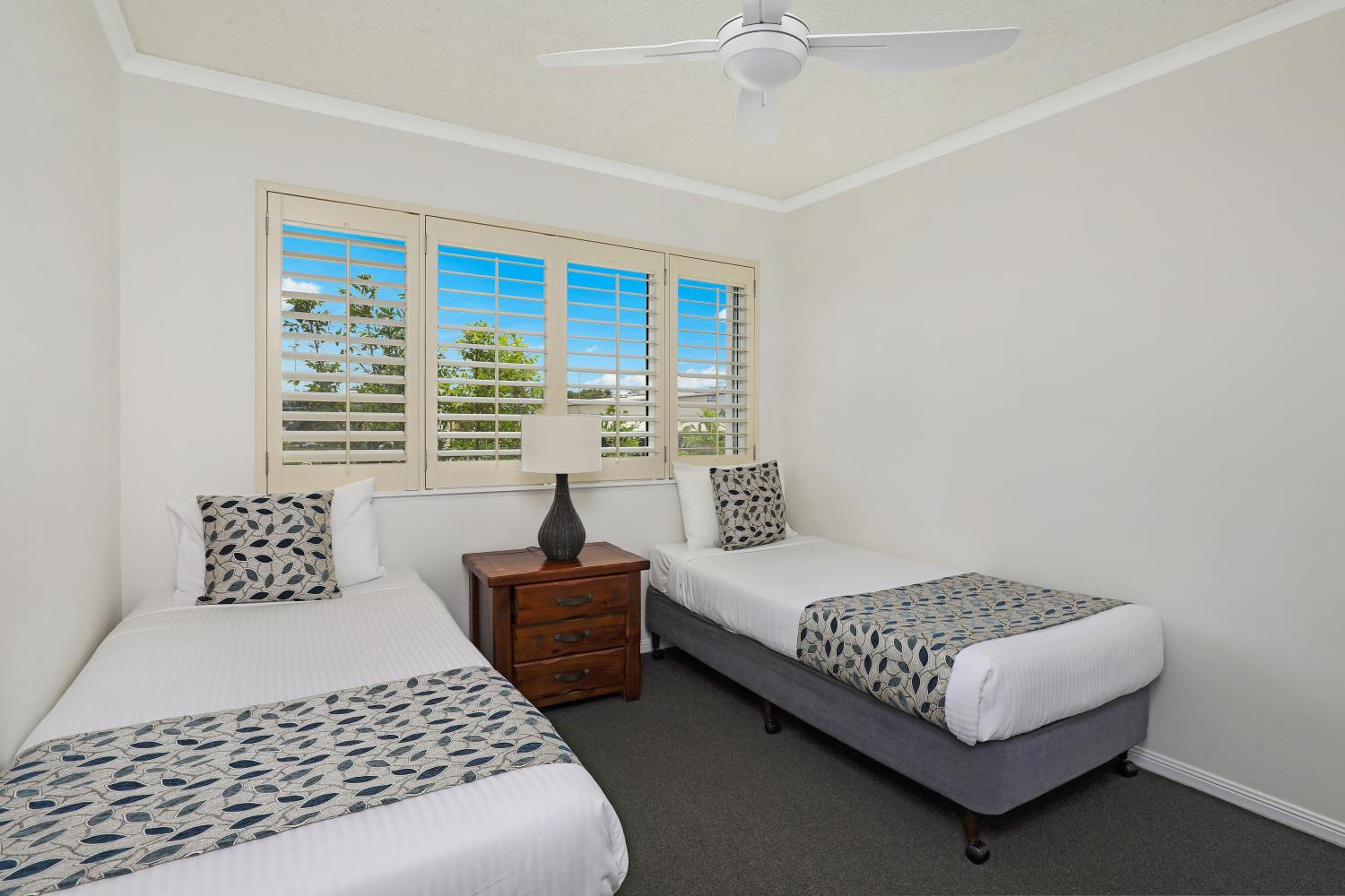 Deluxe Two-Bedroom Apartment with Hot Tub photo 1