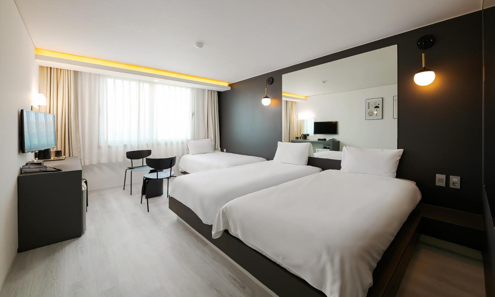 Standard Triple Room - Photo 5