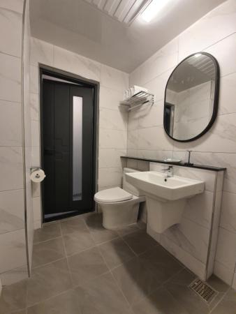 Standard Double Room - Photo 13