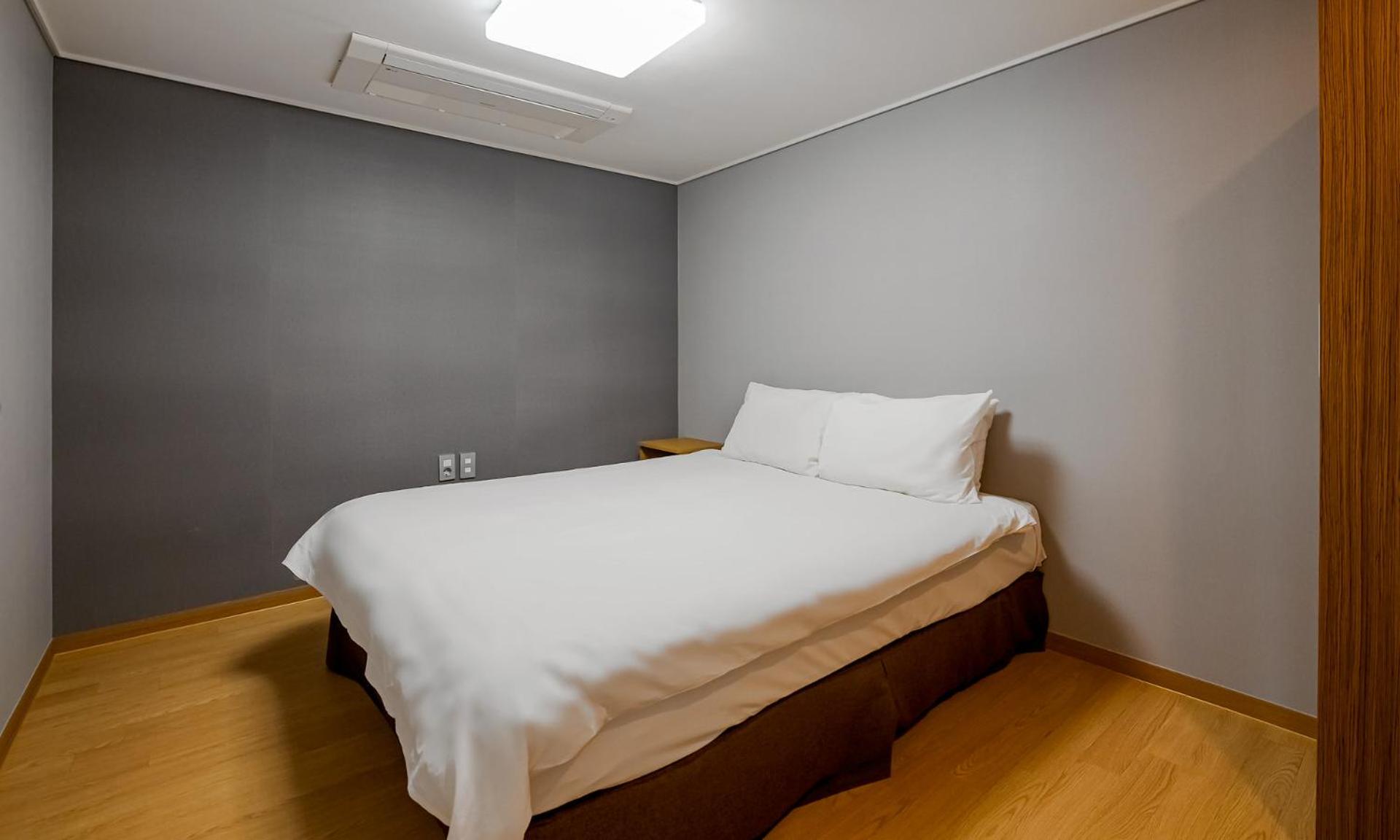 Deluxe Suite - Photo 2