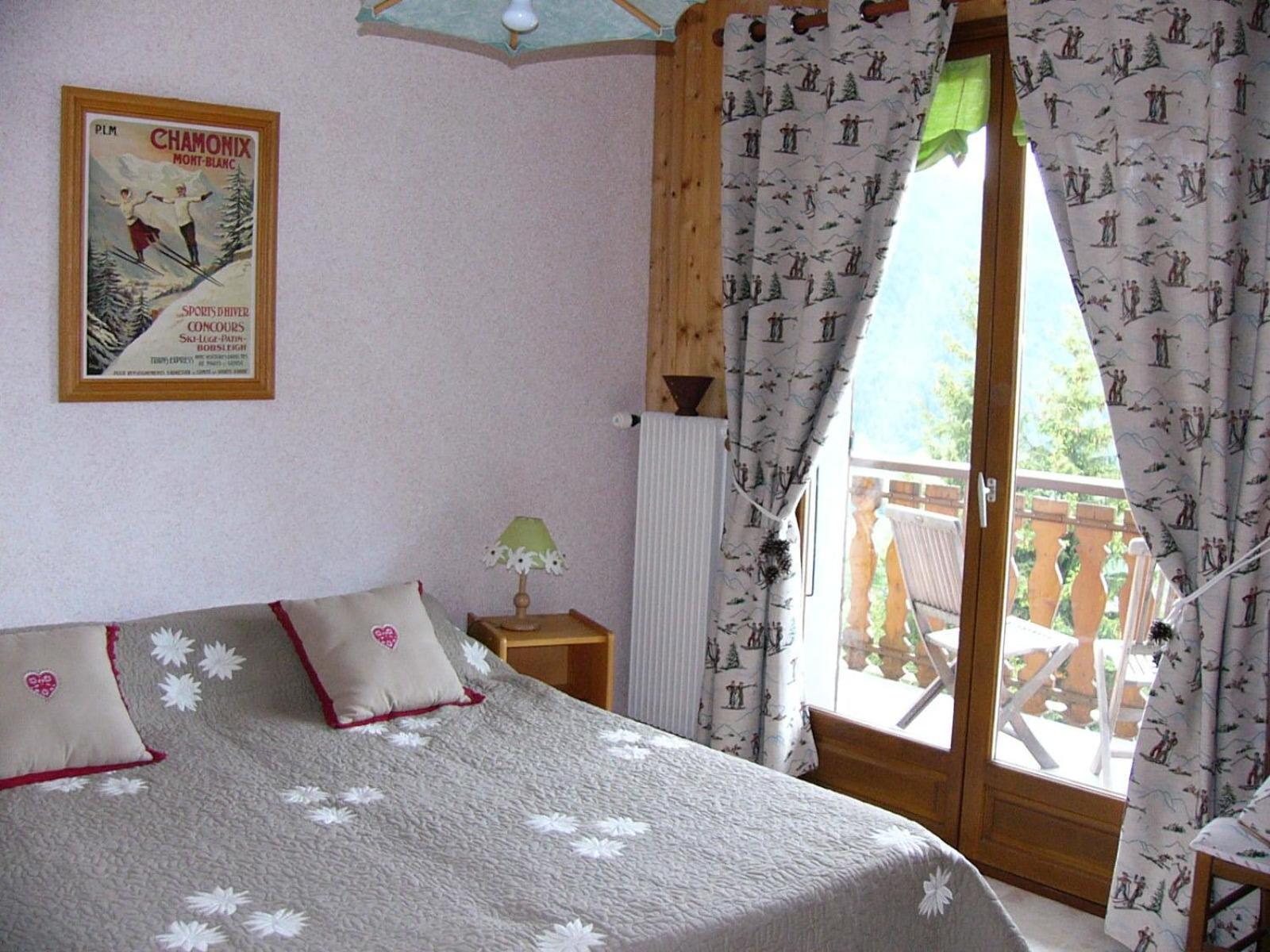 Twin Room with Balcony photo 2