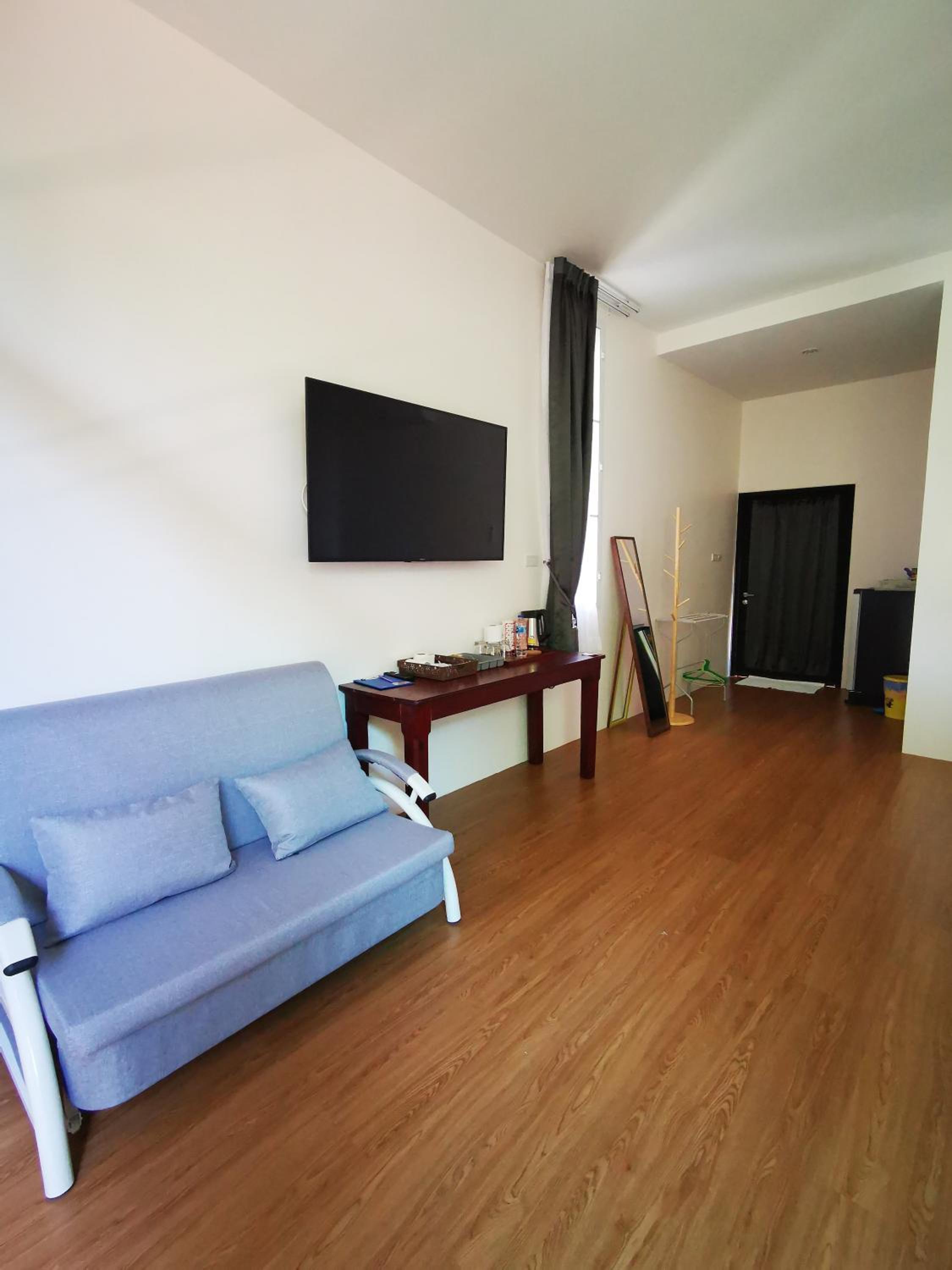 Quadruple Room with Private Bathroom photo 1