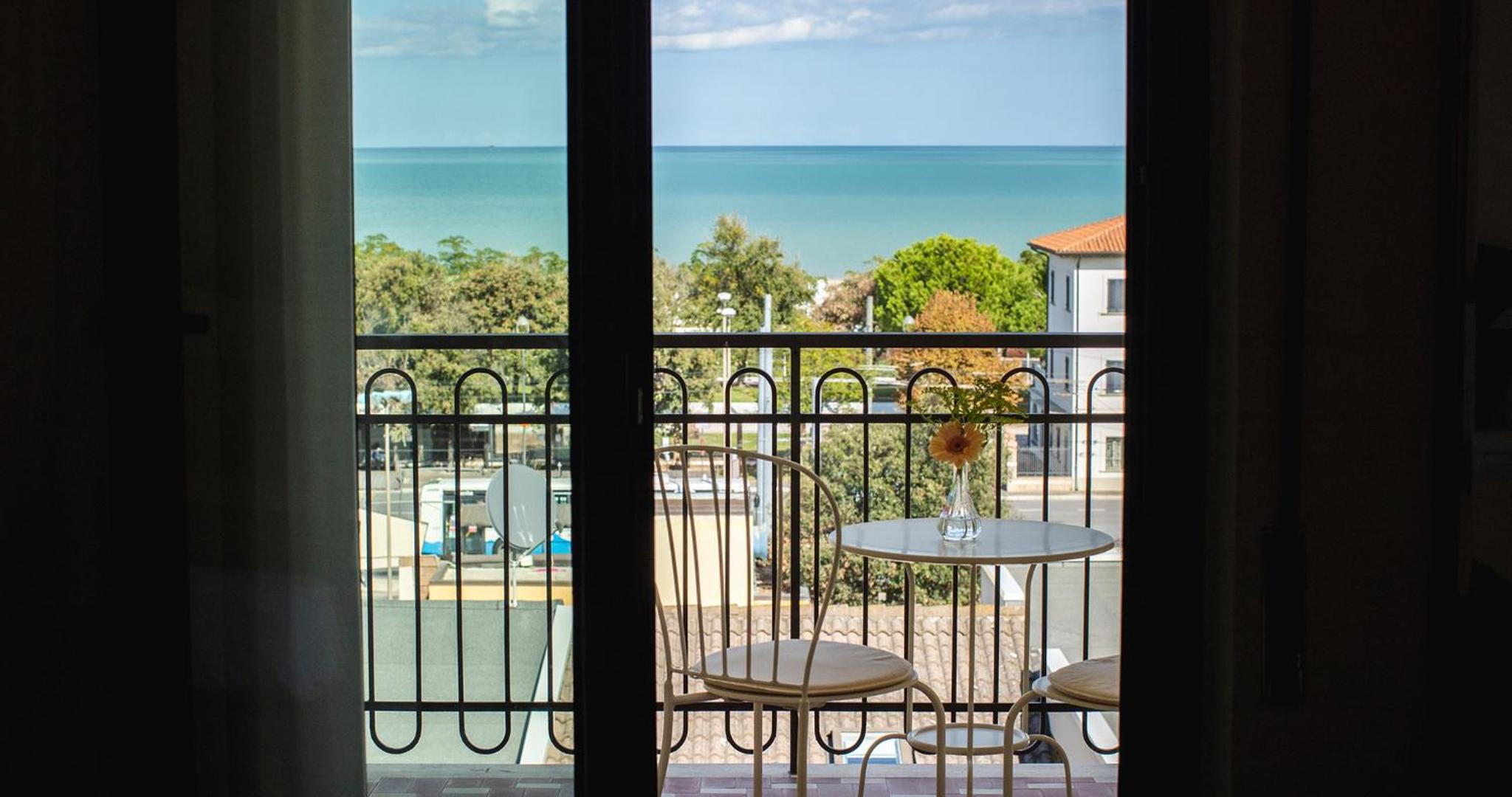 Quadruple Room with Sea View photo 3