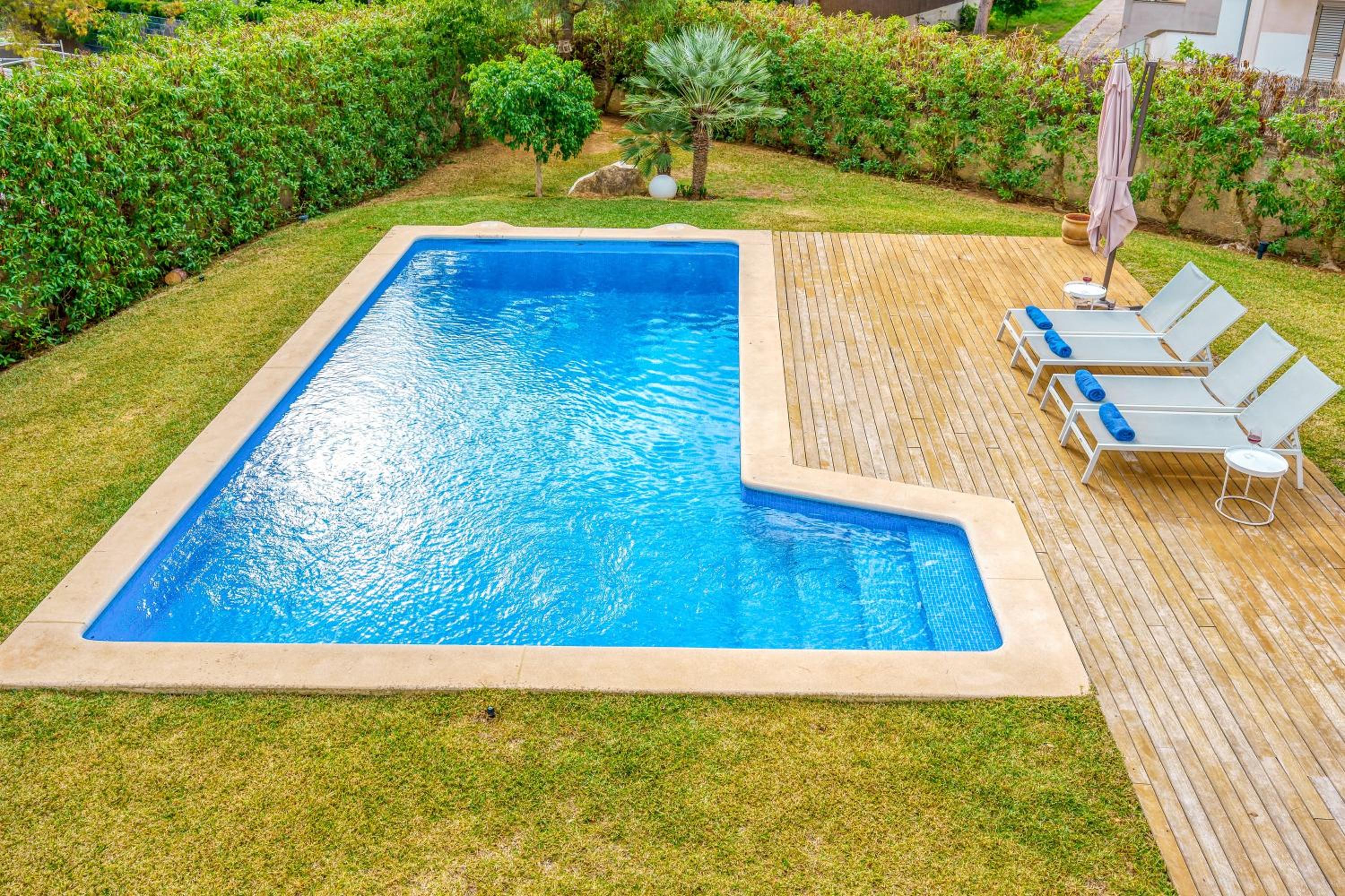 Villa photo 3