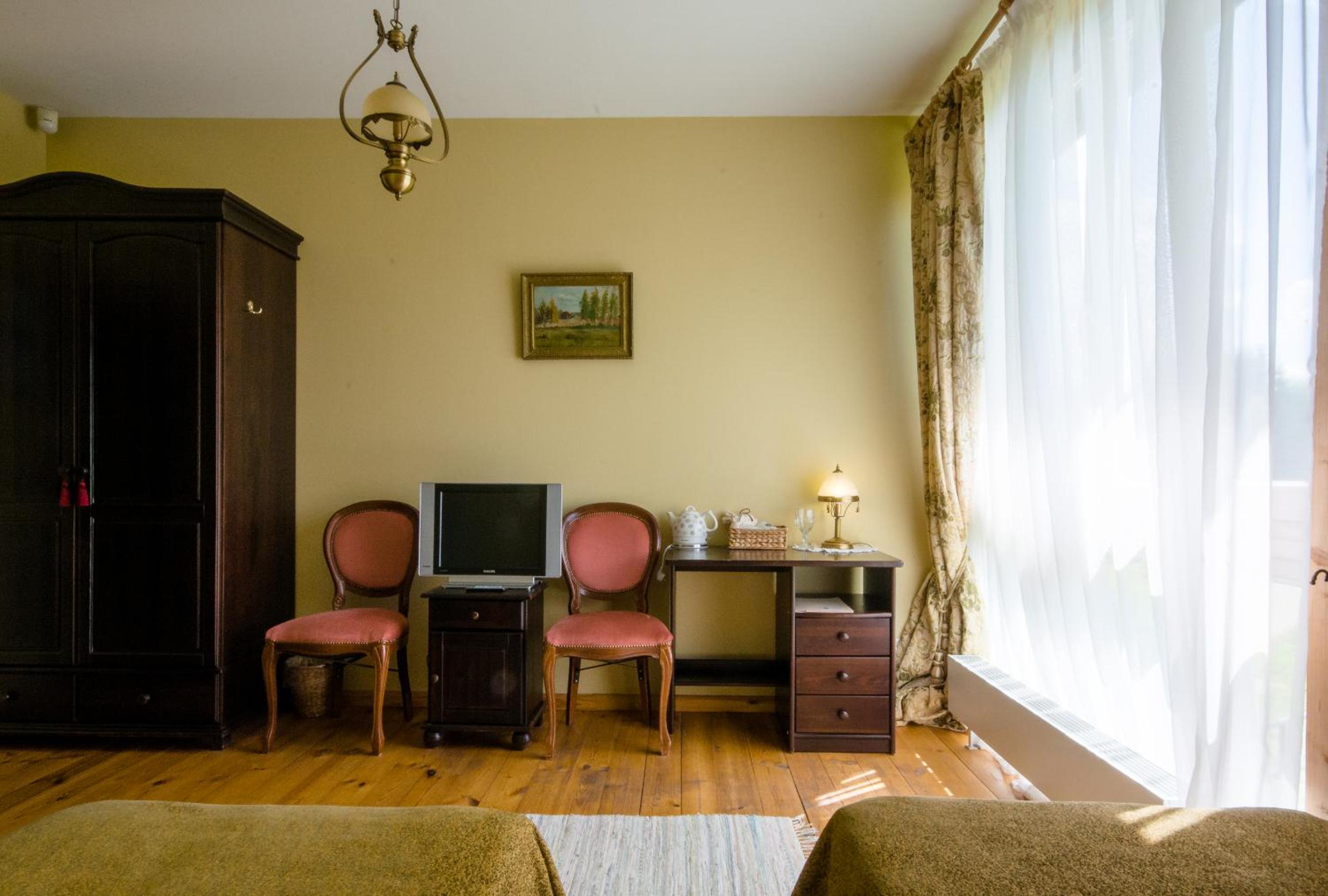 Double or Twin Room - Photo 2