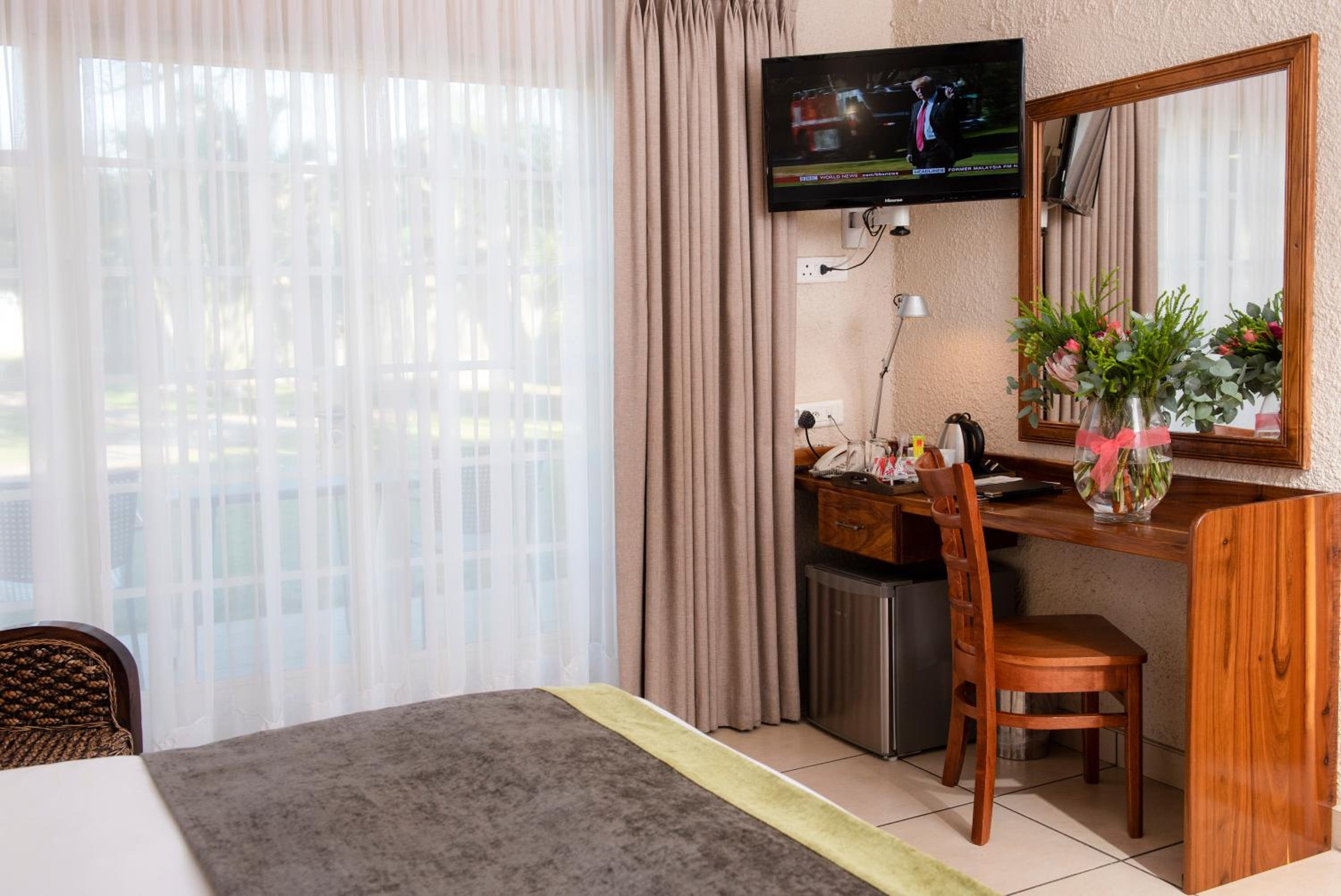 Deluxe Queen Room photo 1