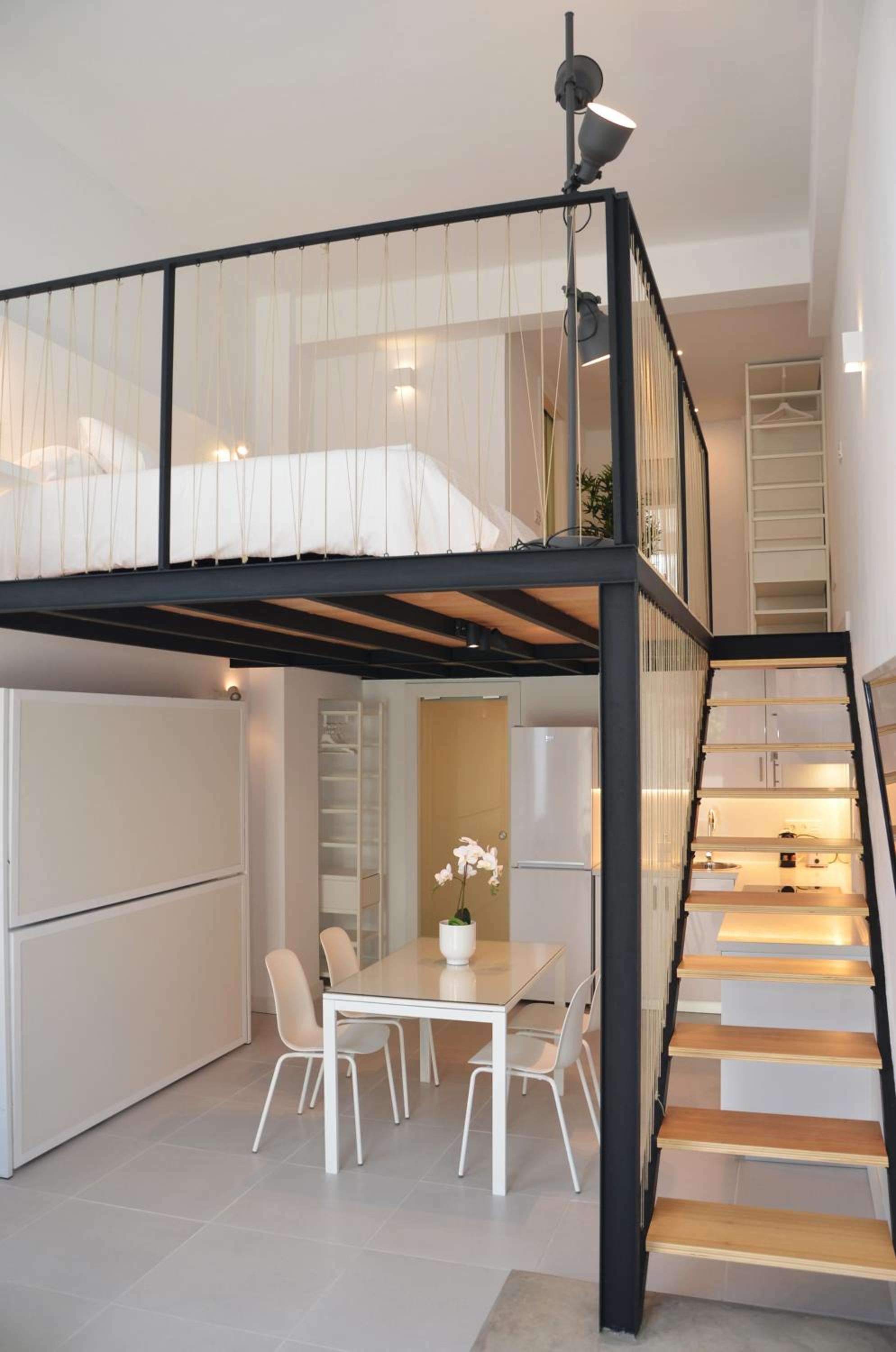 Studio - Split Level photo 2