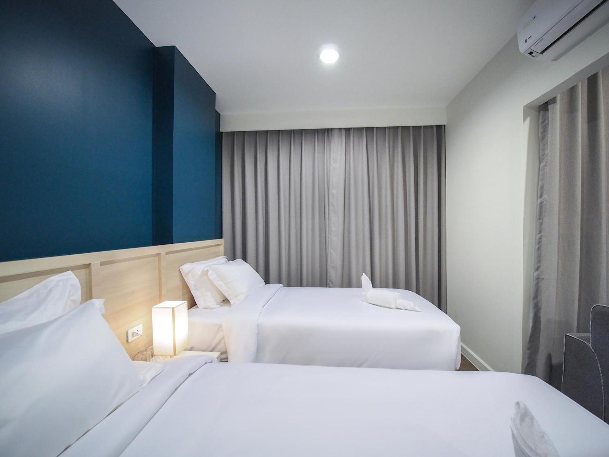 Classic Twin Bed - Photo 15