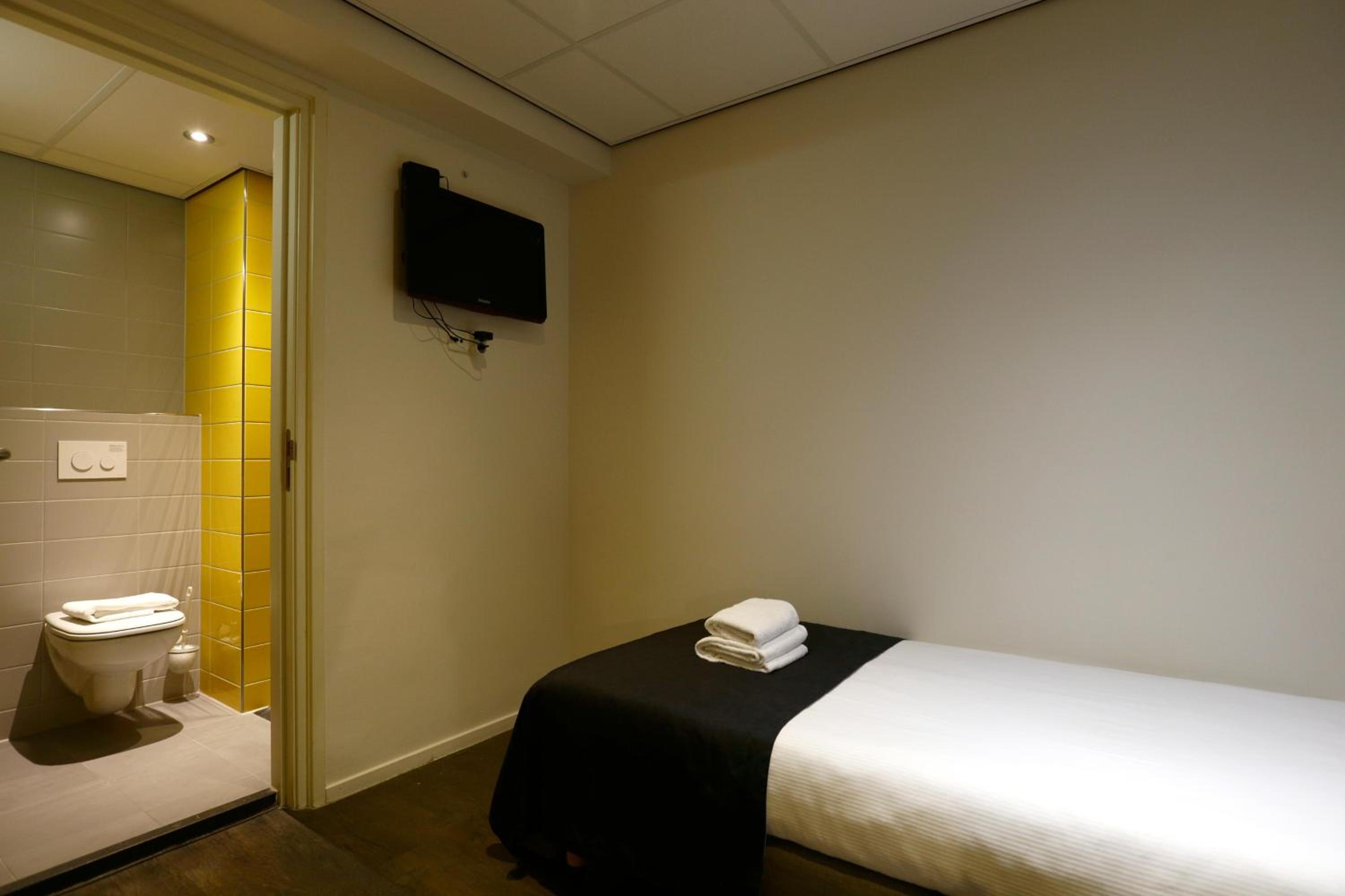 Small Single Room