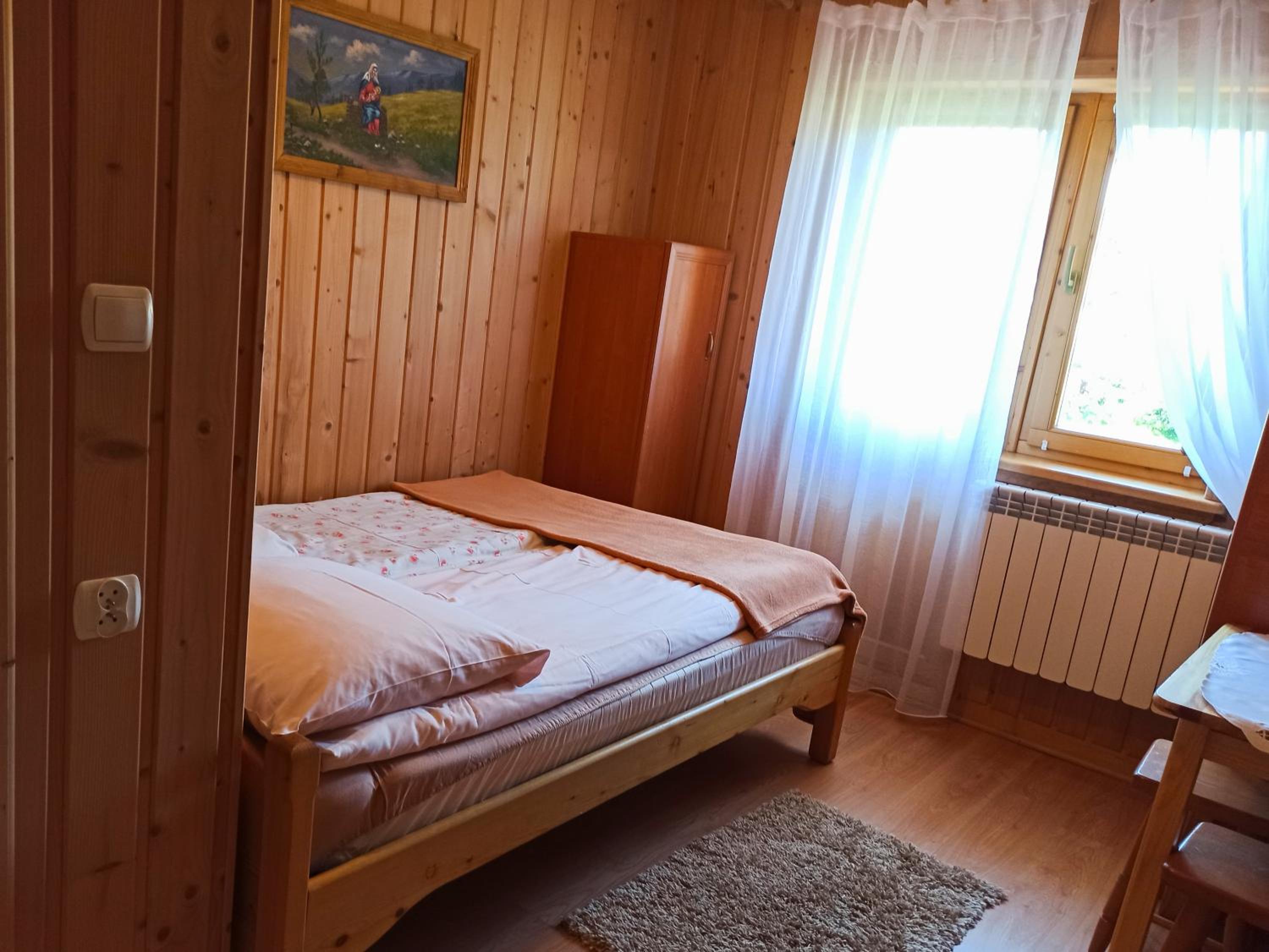 Double or Twin Room - Photo 6