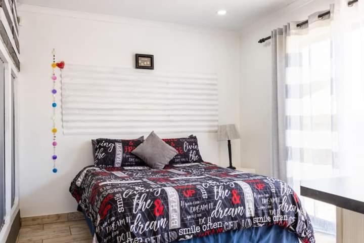 One-Bedroom Apartment - Photo 1