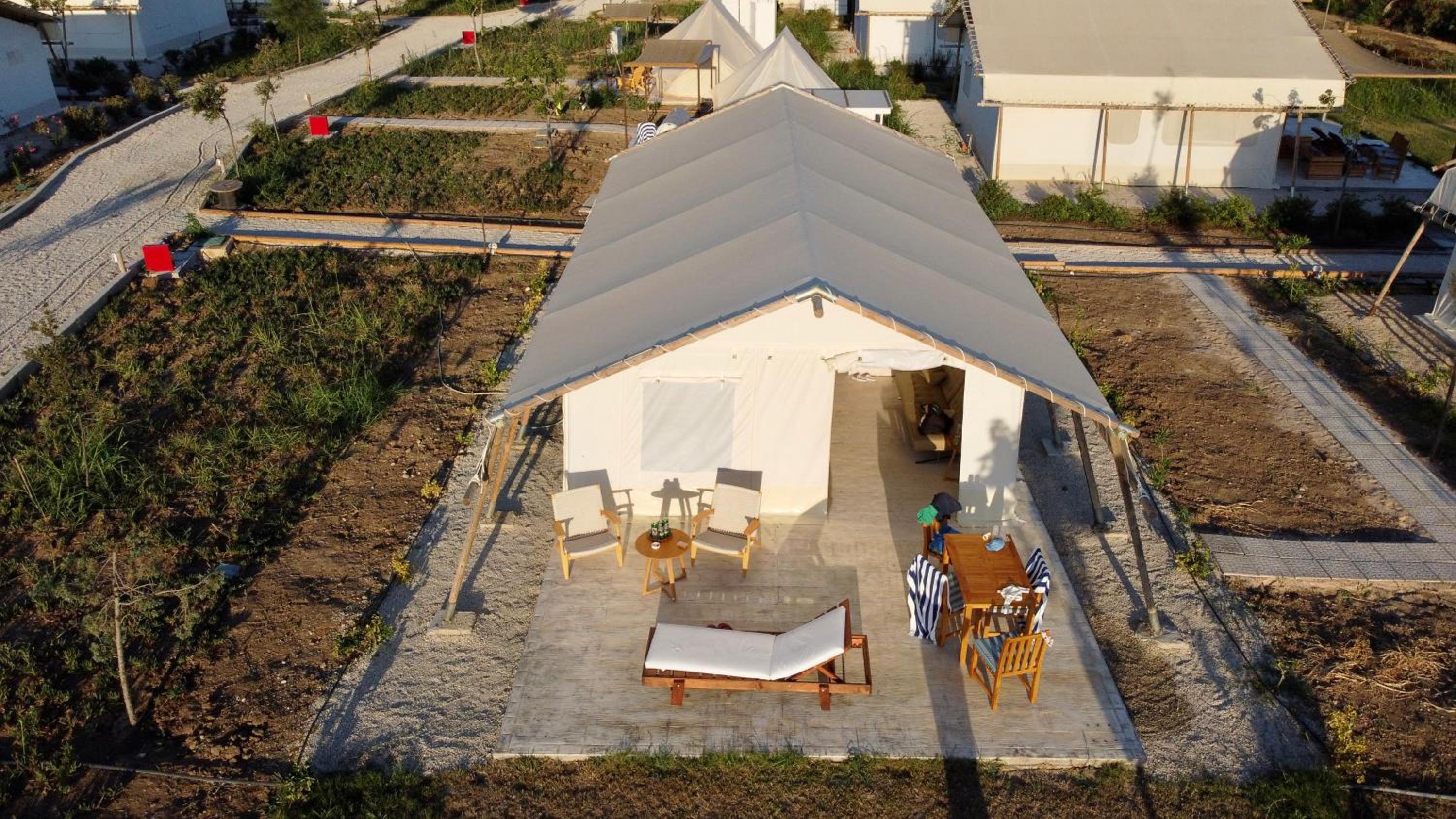 Safari Tent - Photo 2