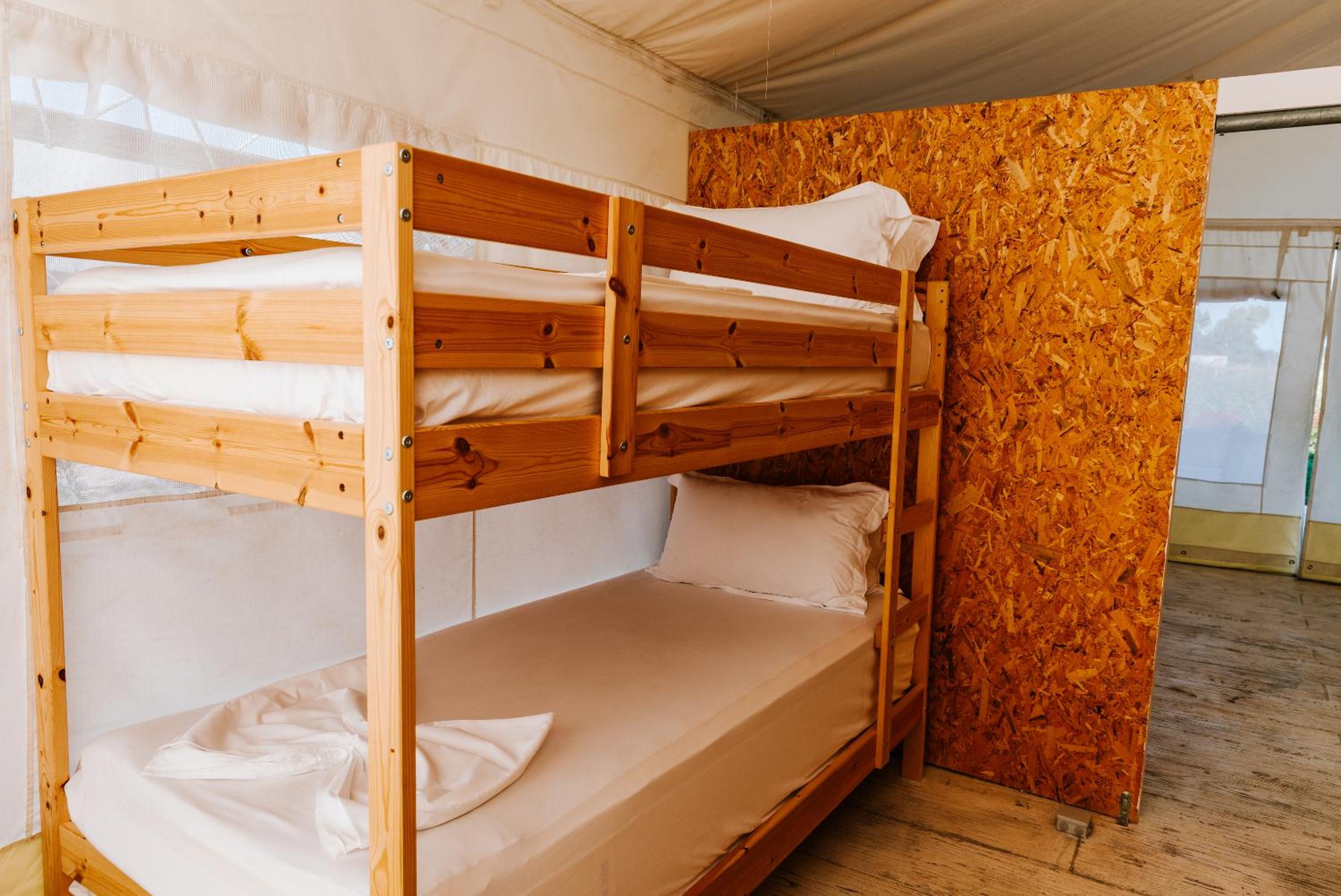Safari Tent - Photo 8