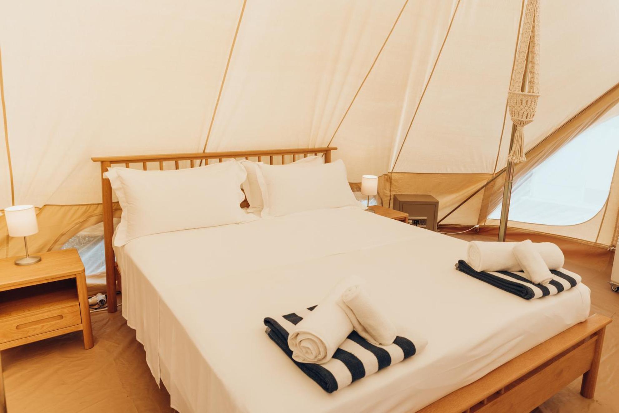 Emperor Bell Tent - Photo 1