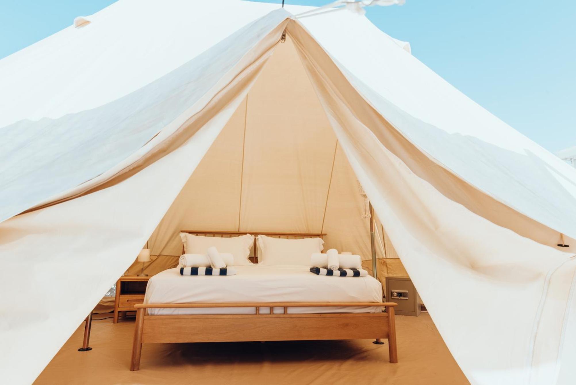 Emperor Bell Tent - Photo 19