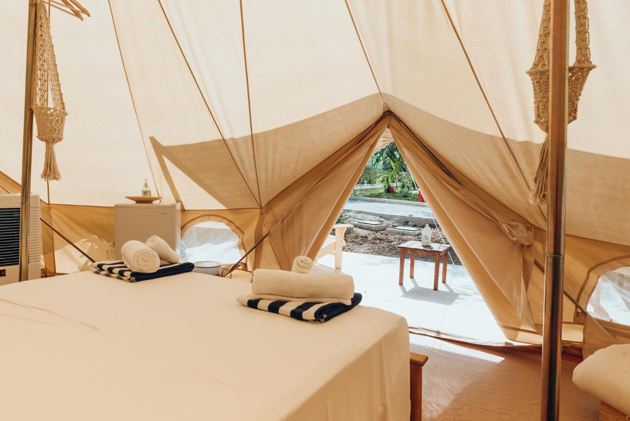 Emperor Bell Tent - Photo 23