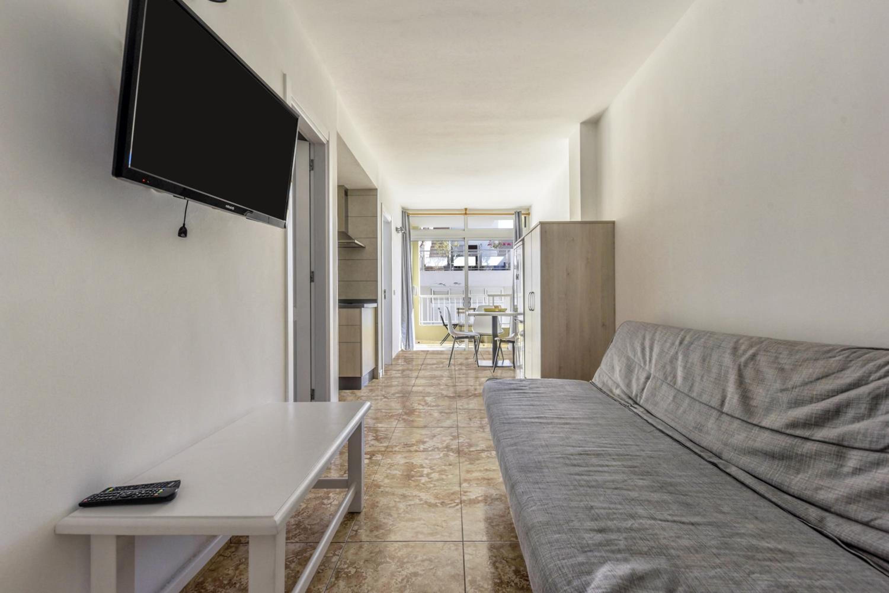 Superior One-Bedroom Apartment with Balcony