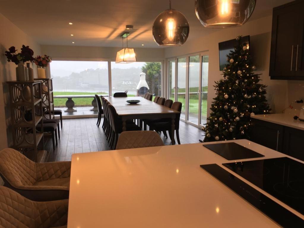Six-Bedroom House - Photo 109