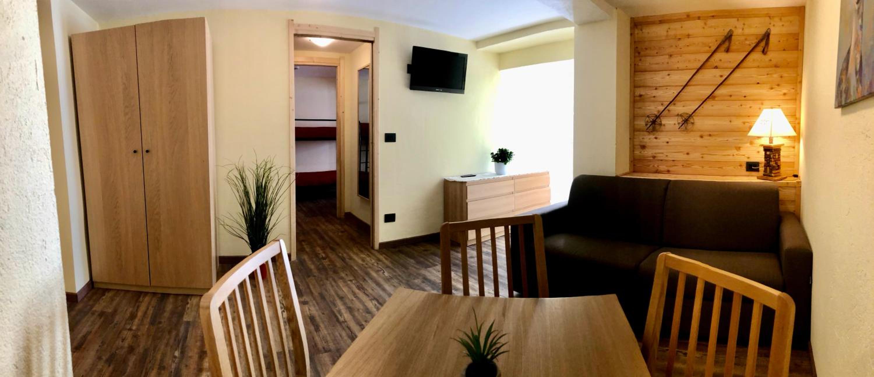 Superior One-Bedroom Apartment with Balcony photo 2