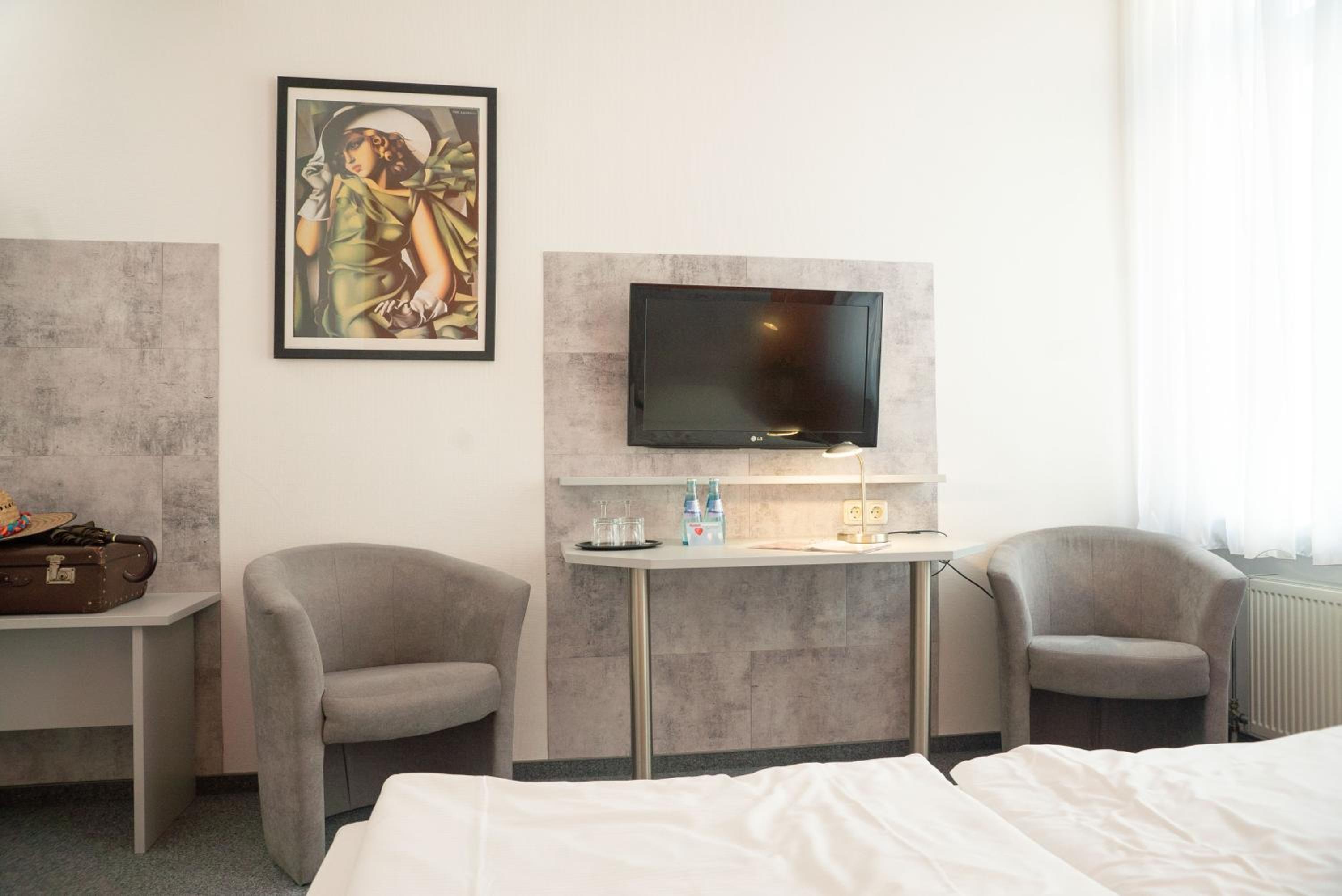 Double Room - Photo 4
