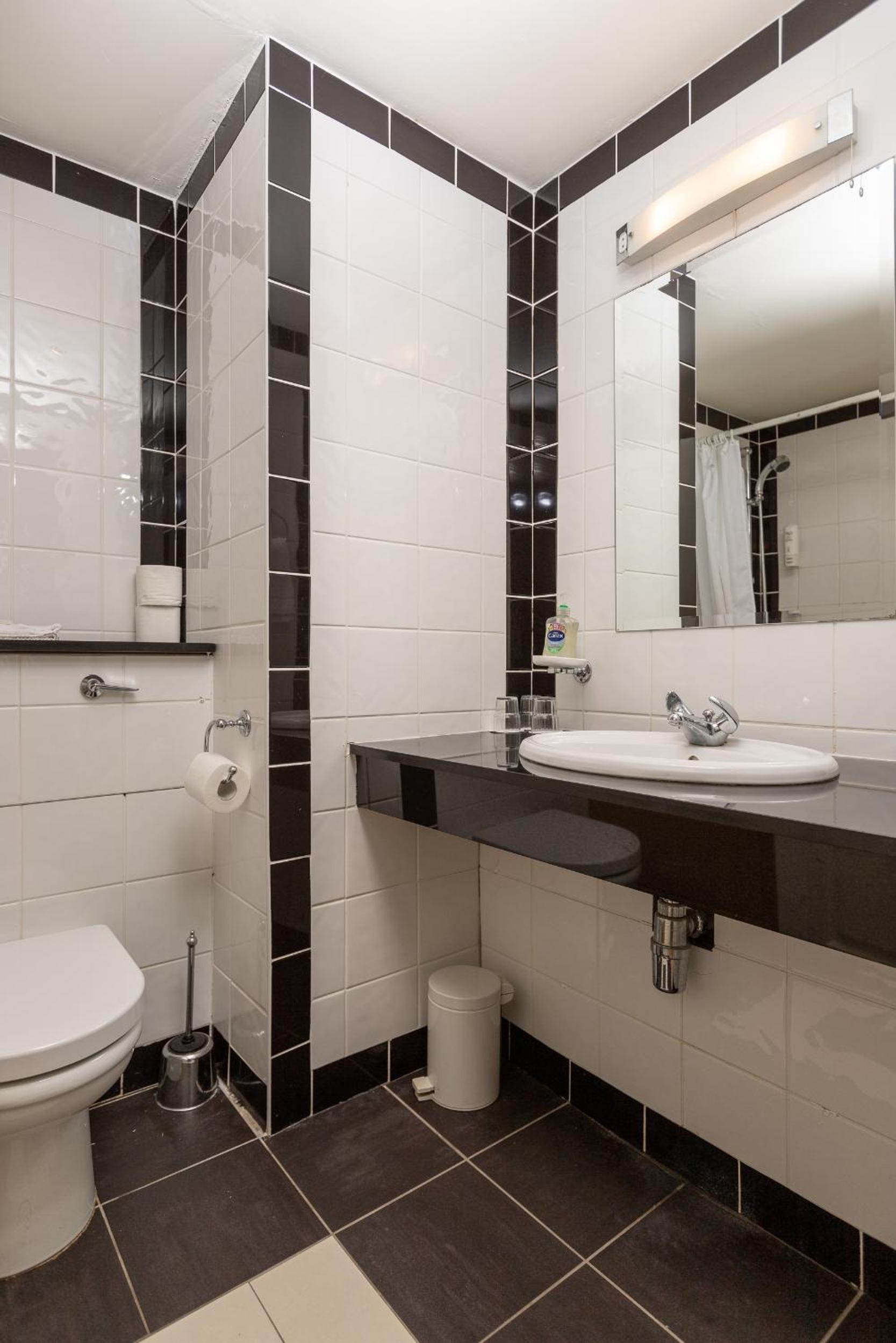 Quadruple Room photo 2